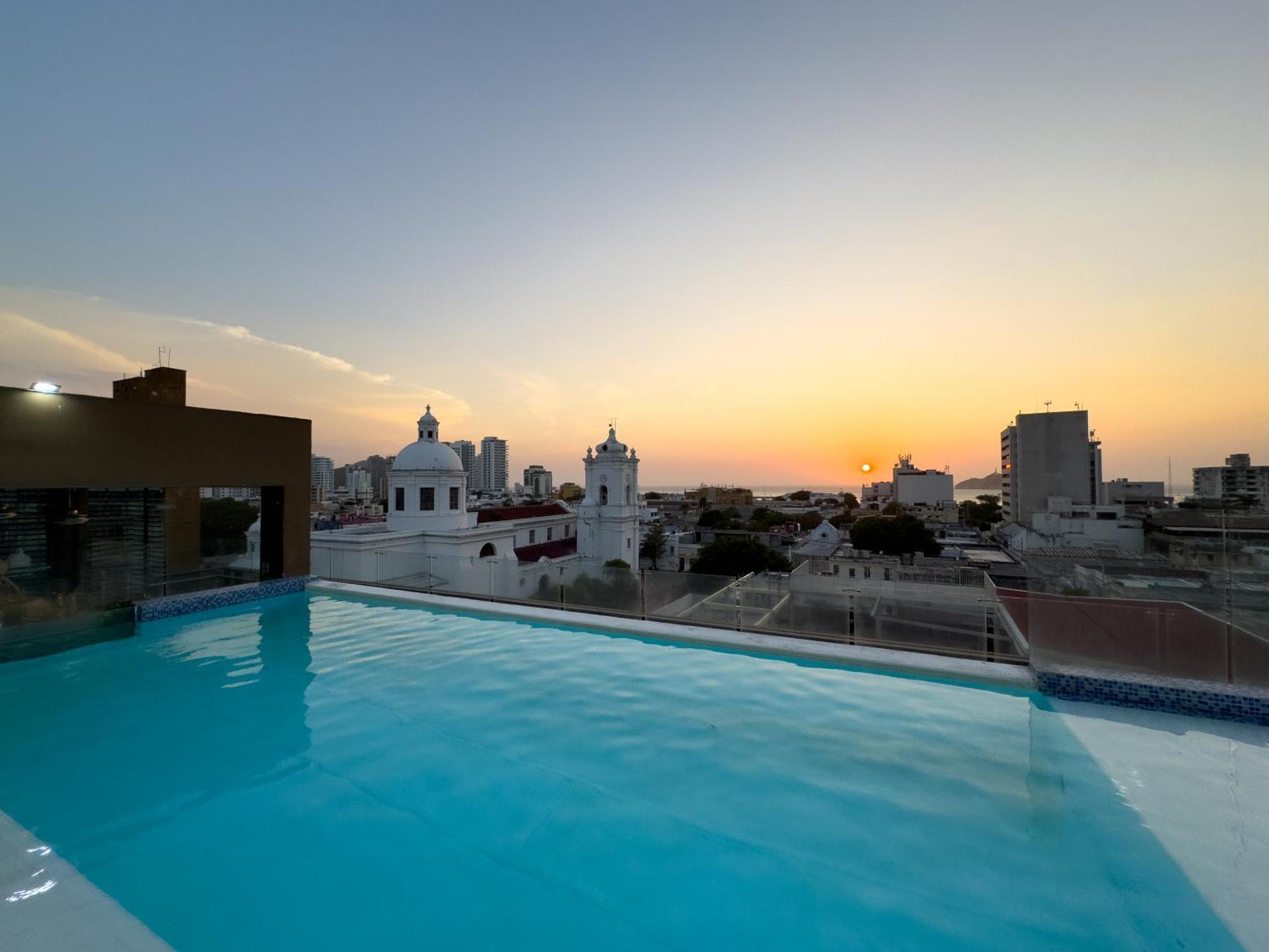Hotel Catedral Plaza Santa Marta  Buitenkant foto