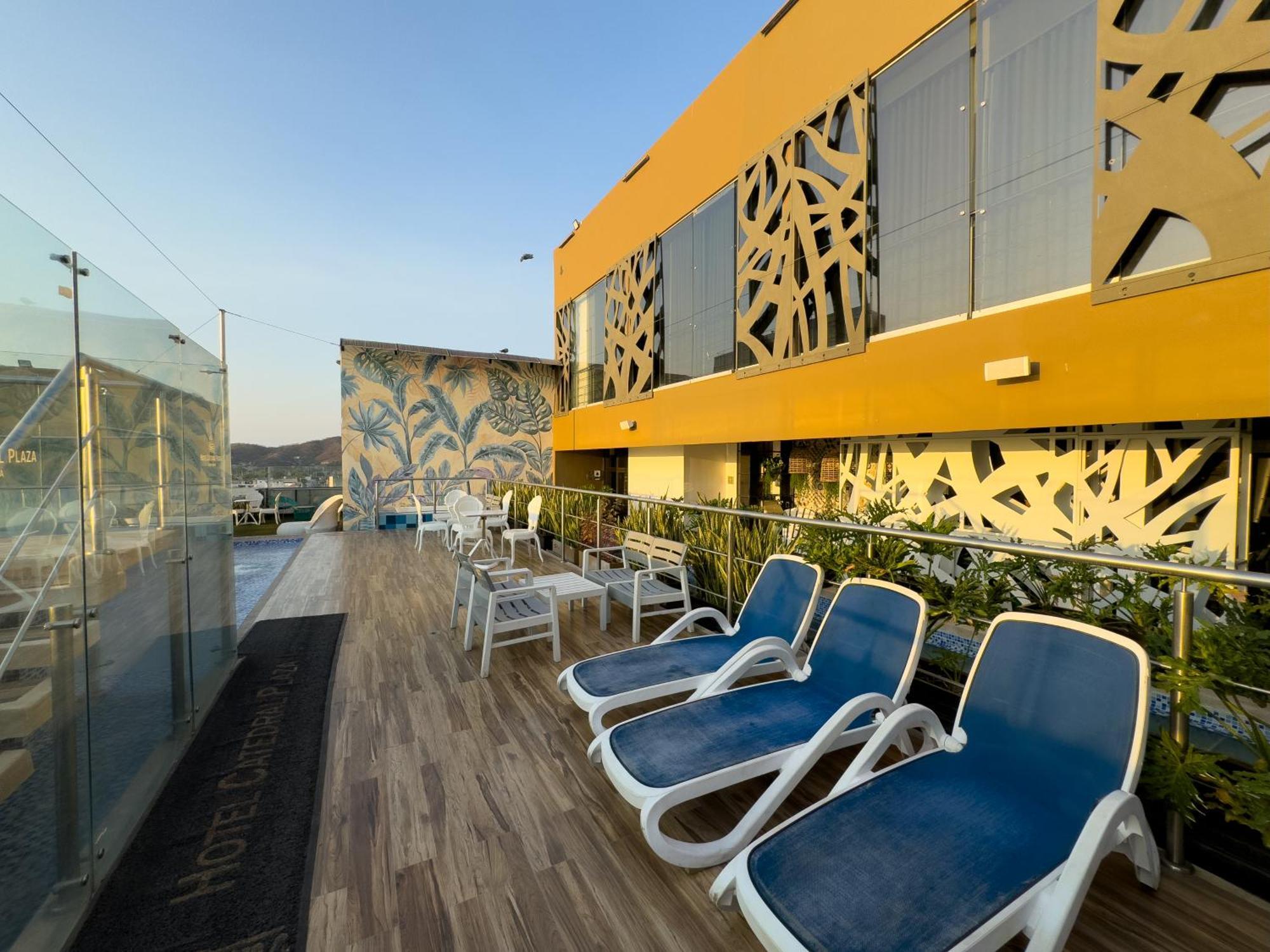 Hotel Catedral Plaza Santa Marta  Buitenkant foto